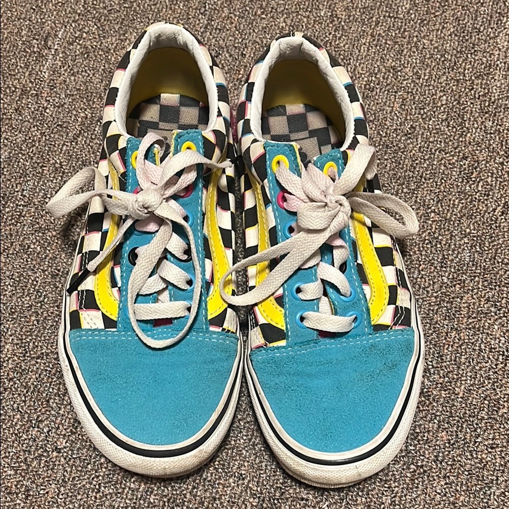 Vans Checkered Sneakers - Limited Edition